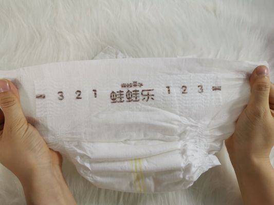 Thân thiện với môi trường Tã trẻ em dùng một lần Rò rỉ 3D ở Trung Quốc