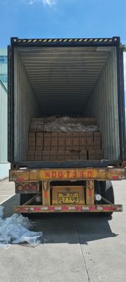 Khăn giấy ướt dùng một lần ấm hơn cho bé với nước sạch không mùi