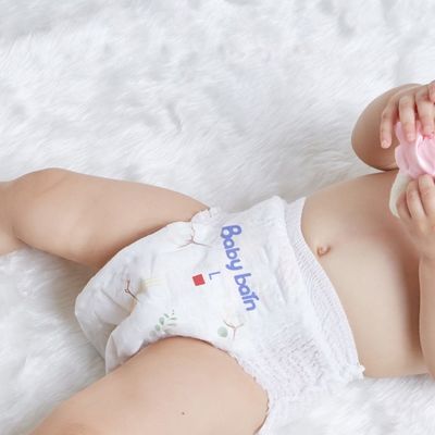 Phần mềm siêu hấp thụ thoáng khí Tã quần trẻ em di động tùy chỉnh dùng một lần cho du lịch