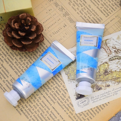 Công thức không nhờn hấp thụ nhanh chóng Sữa dưỡng thể chăm sóc da được trẻ hóa