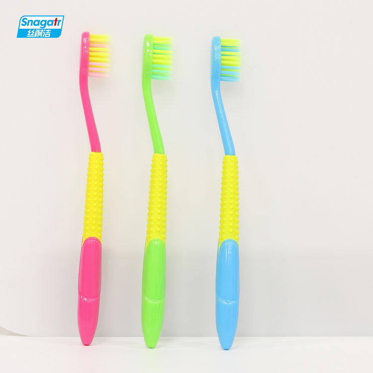 Phim hoạt hình màu dành cho trẻ em Dụng cụ vệ sinh răng miệng Bàn chải đánh răng có lông mềm PBT